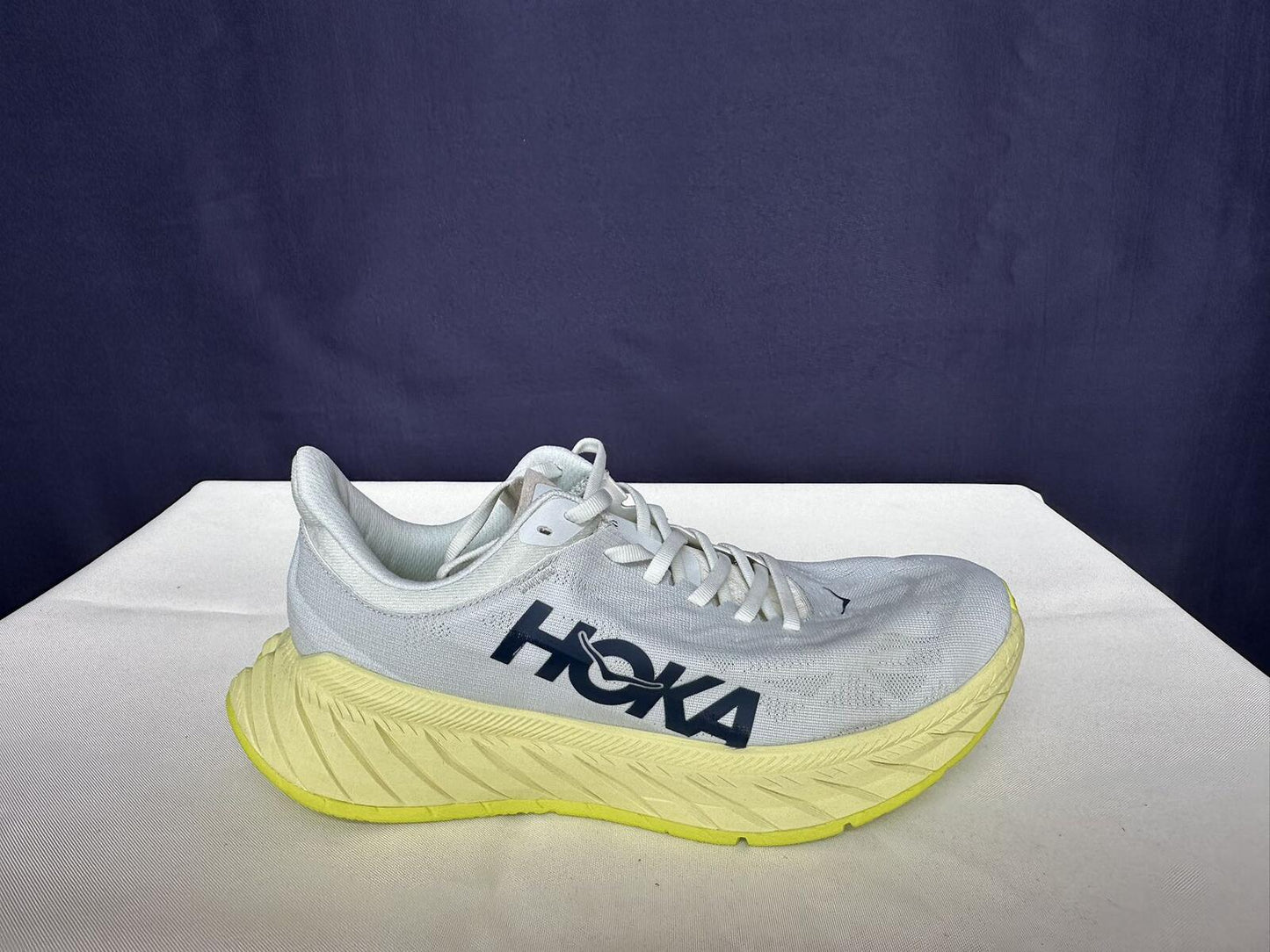 Size 9D- Hoka Men Carbon X 2 Blue Flower/Luminary Green