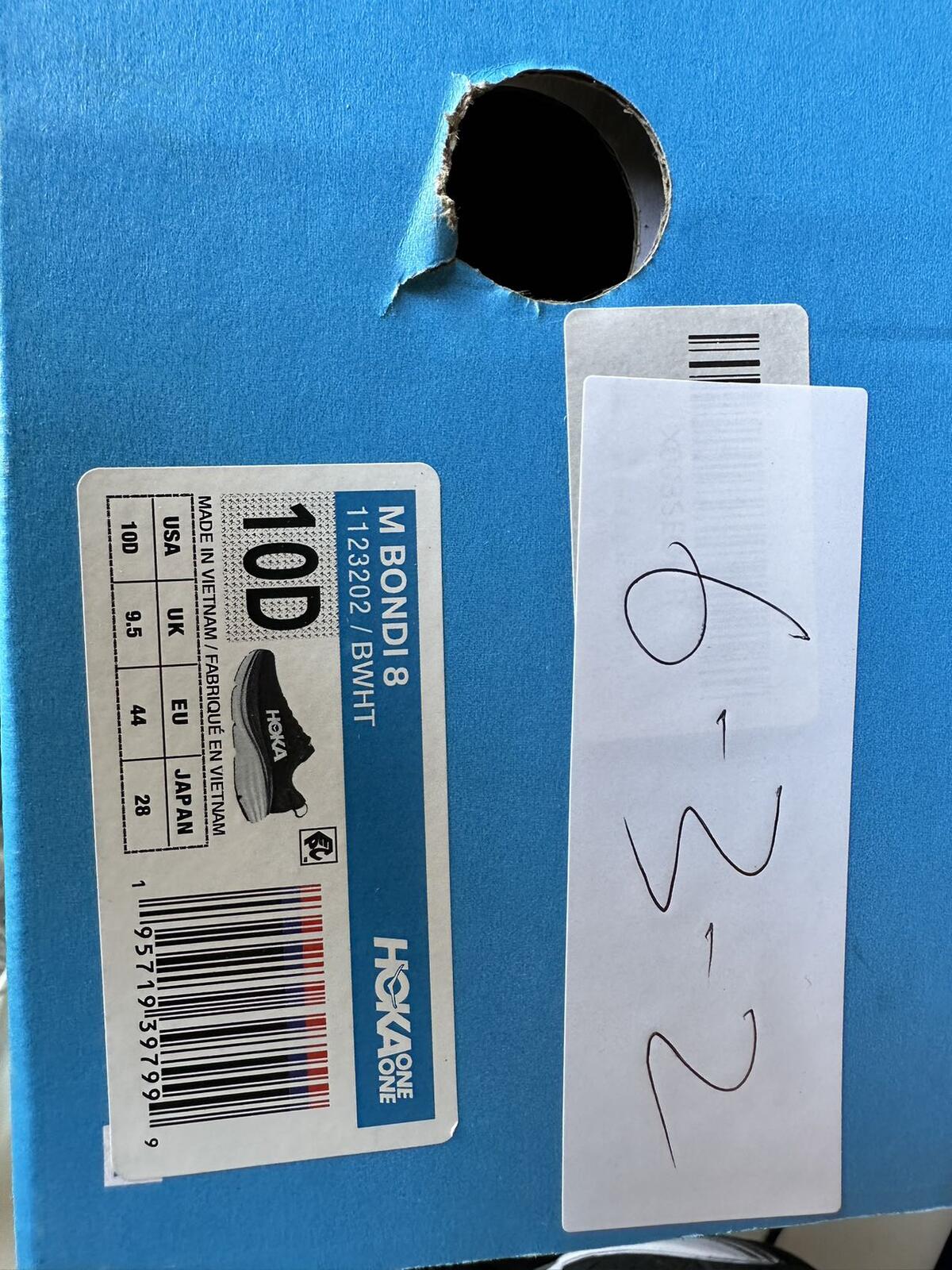 Size 10D - Hoka Men Bondi 8 Black White