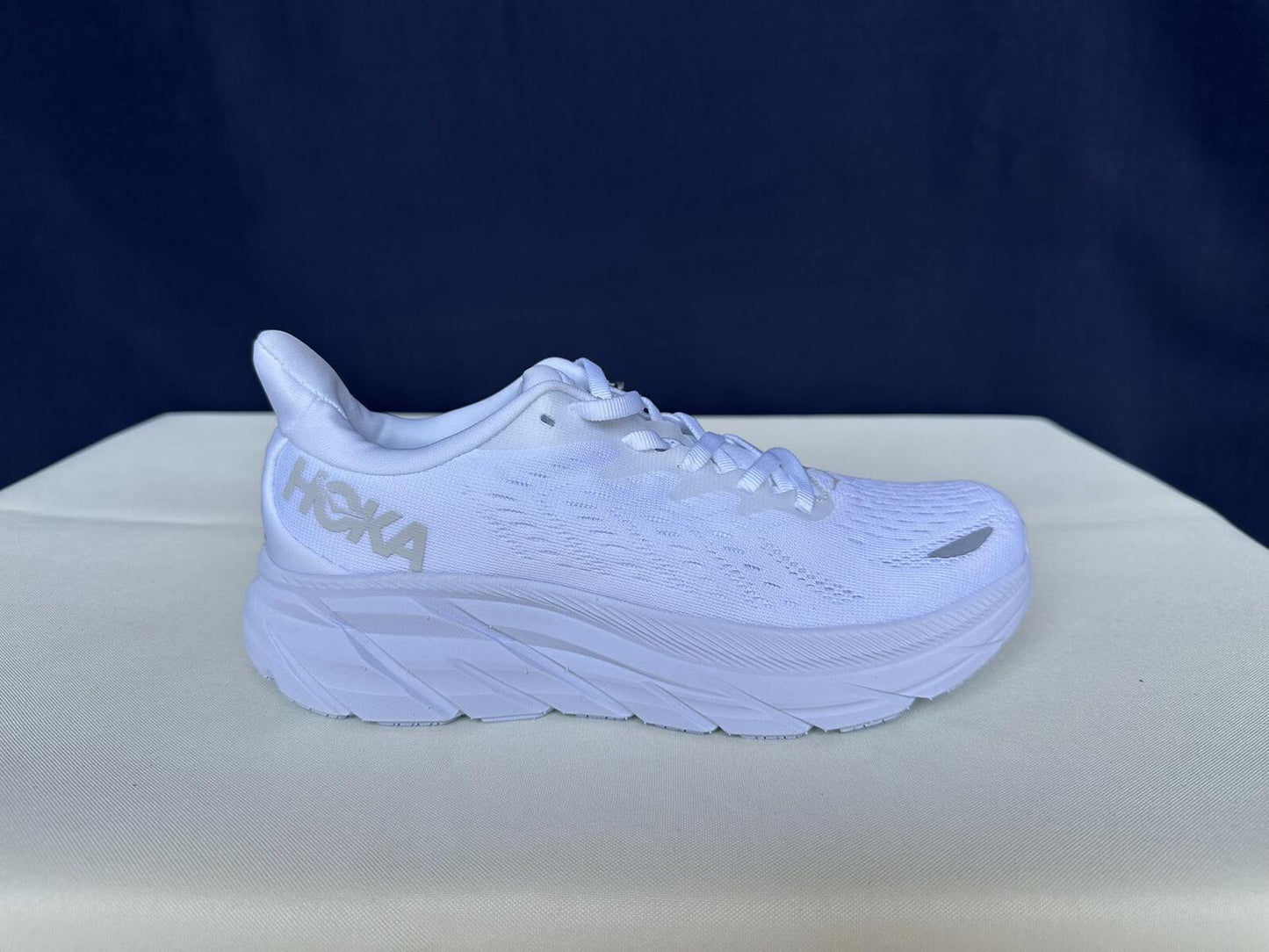Size 6B- Hoka Women Clifton 8 White/White Run Sneakers Shoes