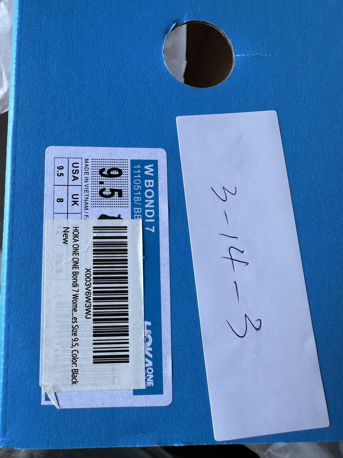 Size 9.5- Hoka Women Bondi 7 Black Black Running Shoes Sneakers