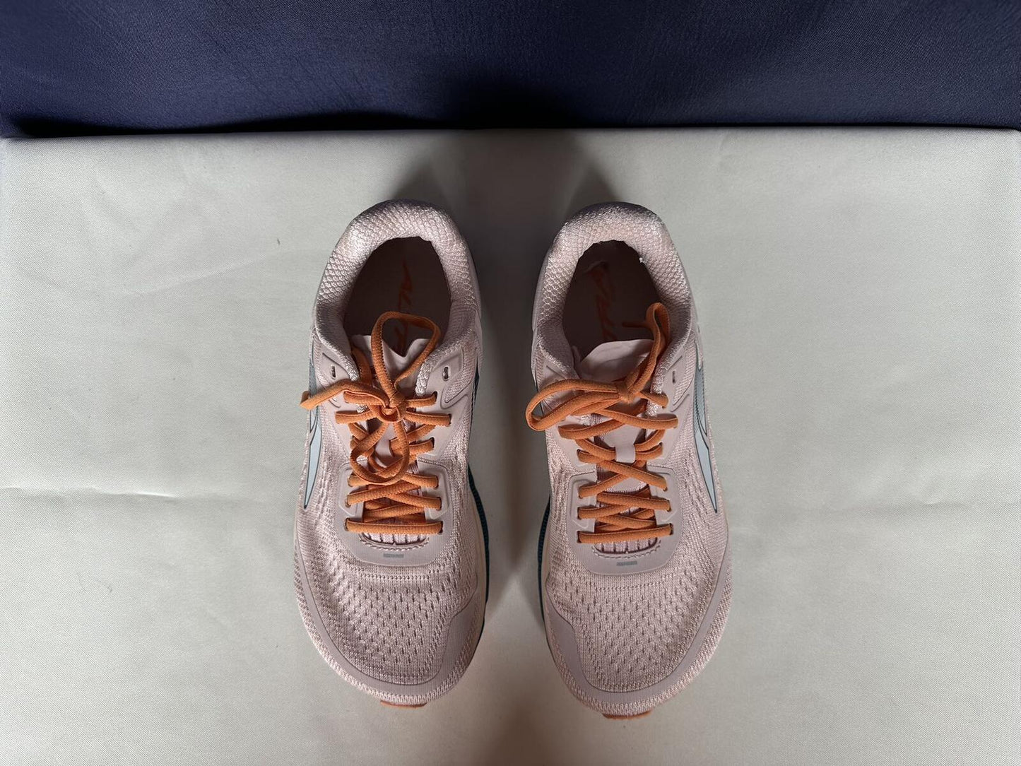 Size 8 - Altra Women Torin 5 Women Dusty Pink Trainer Running Sneakers Shoes