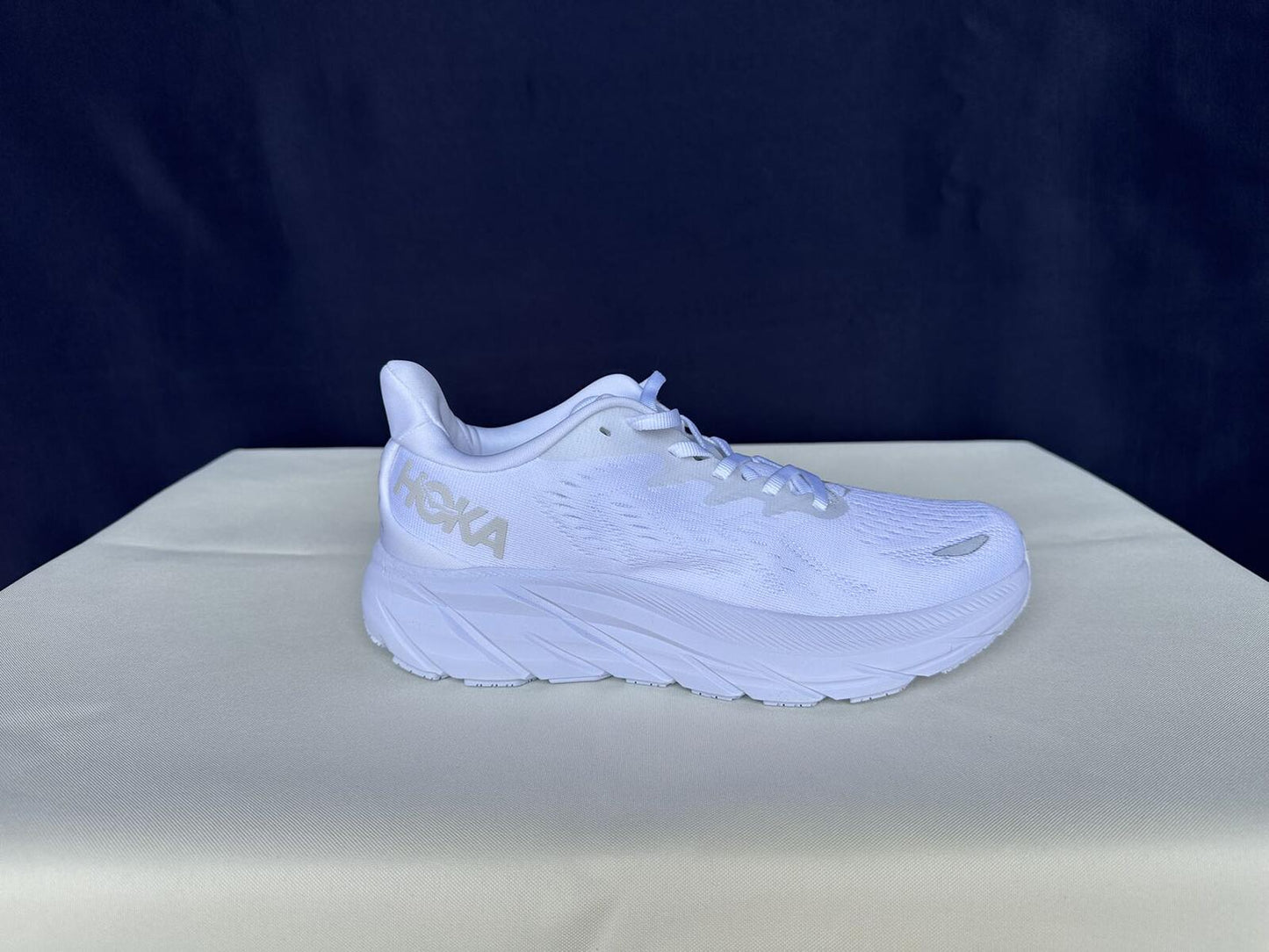 Size 8.5B- Hoka Women Clifton 8 White/White Run Sneakers Shoes