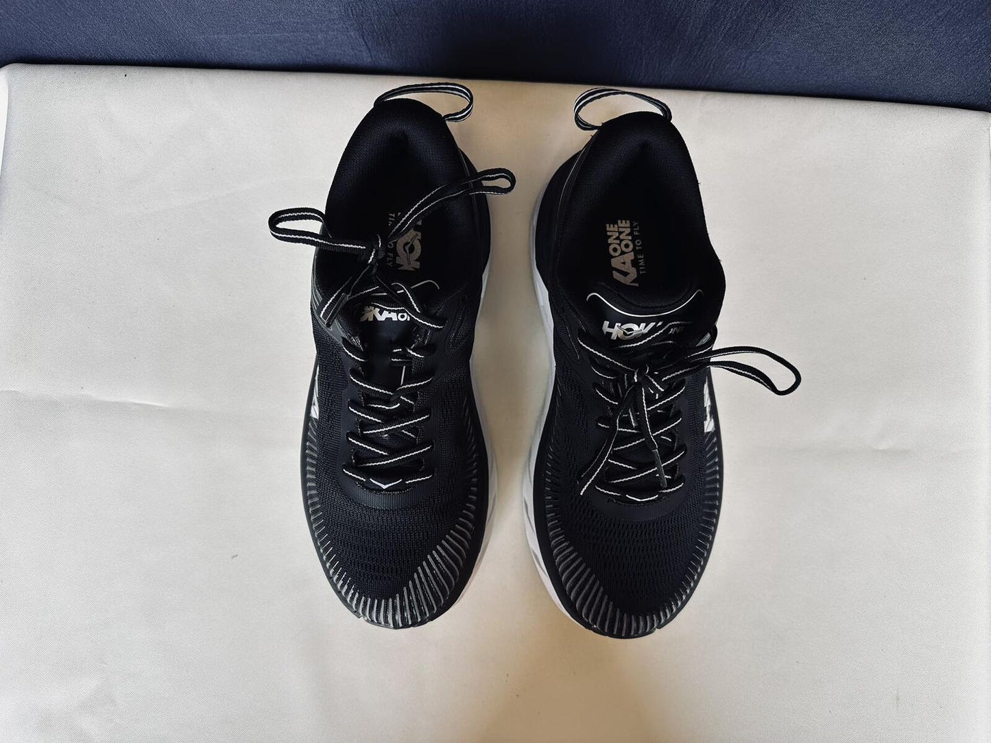 Size 8B - Hoka Women Bondi 7 Black White Running Shoes Sneakers