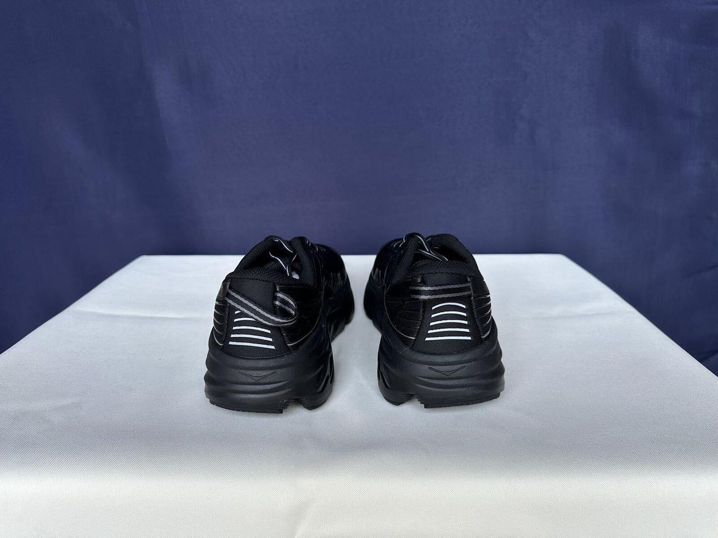 Size 9- Hoka Women Bondi 7 Black Black Running Shoes Sneakers