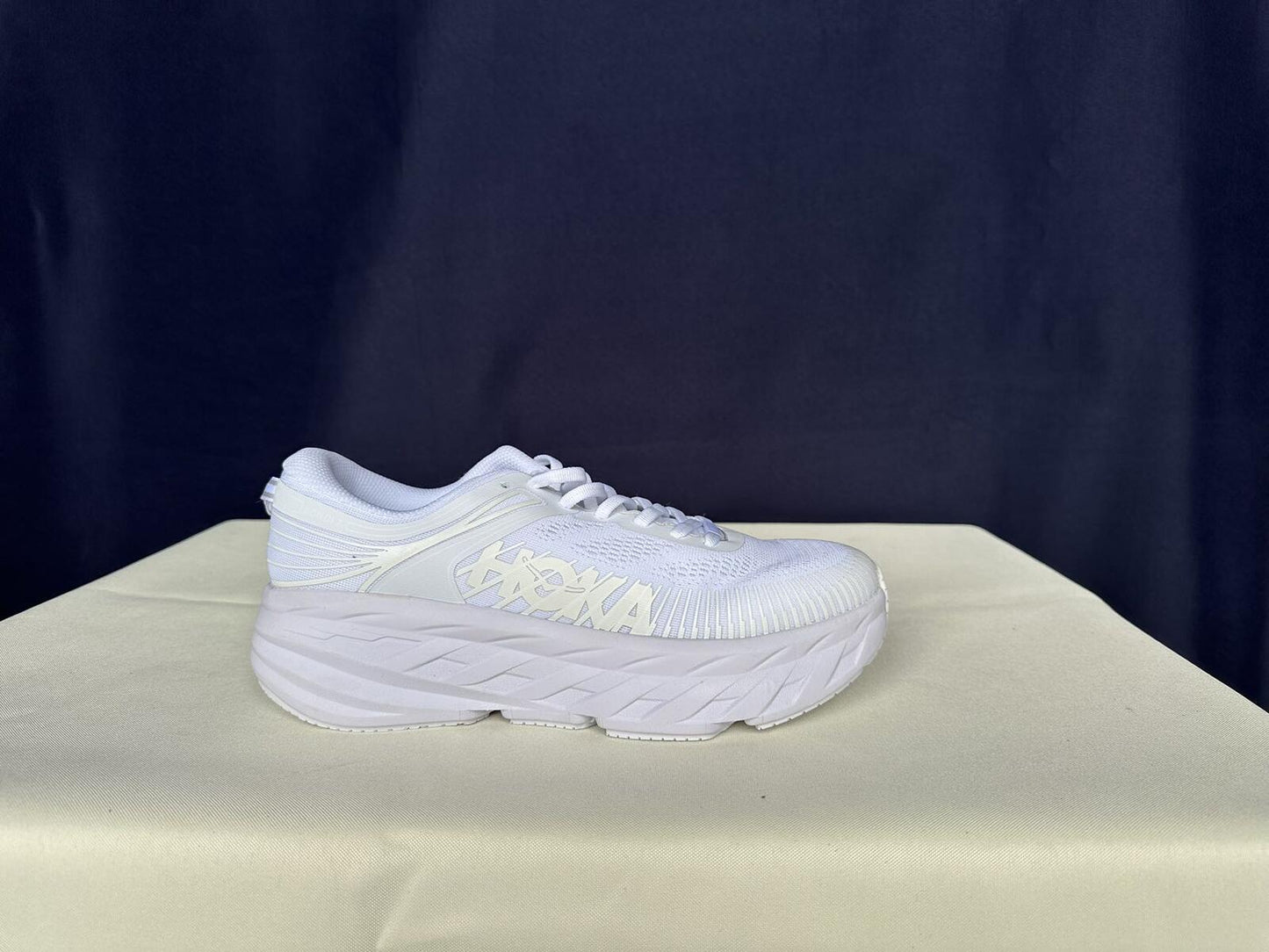 Size 8.5- Hoka Women Bondi 7 White White Trainer Sneakers Shoes