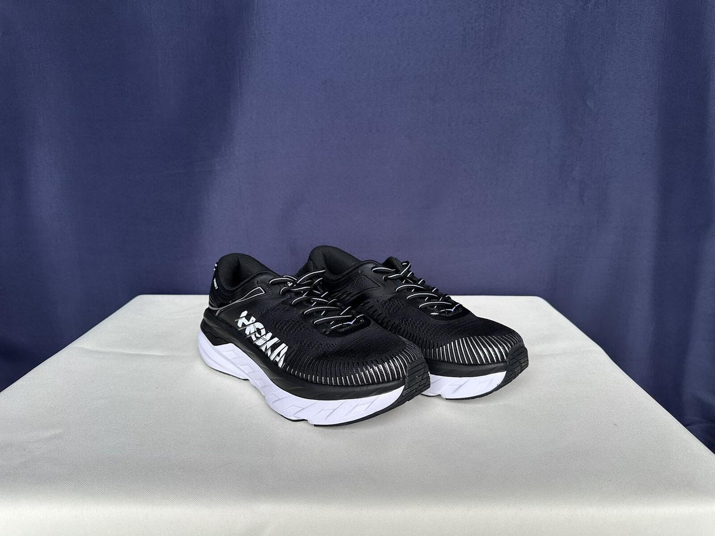 Size 9.5- Hoka Women Bondi 7 Black White Trainer Shoes Sneakers