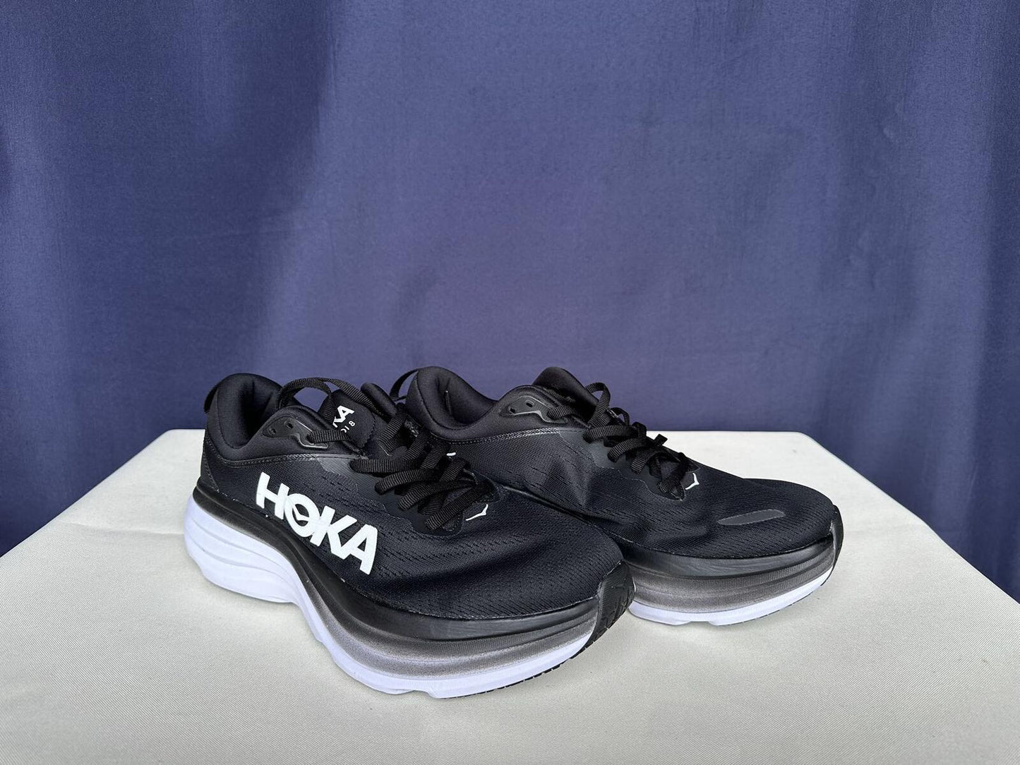 Size 9.5D- Hoka Women Bondi 8 Black/White Mens Sneakers Shoes