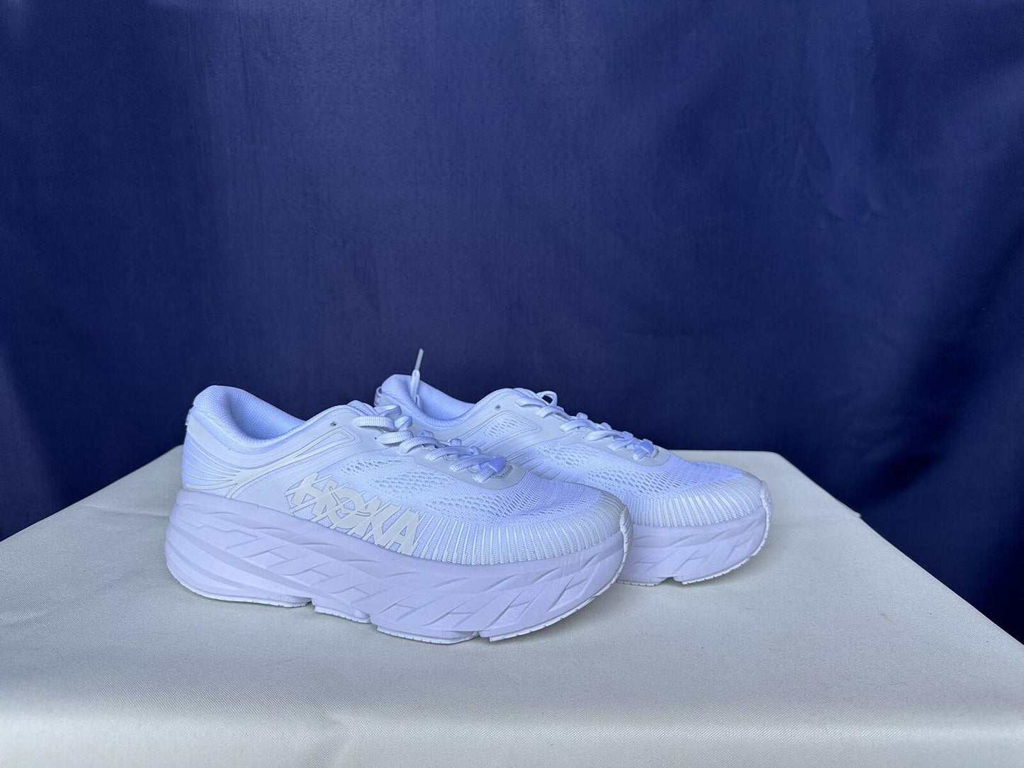 Size 9.5- Hoka Women Bondi 7 White White Trainer Sneakers Shoes
