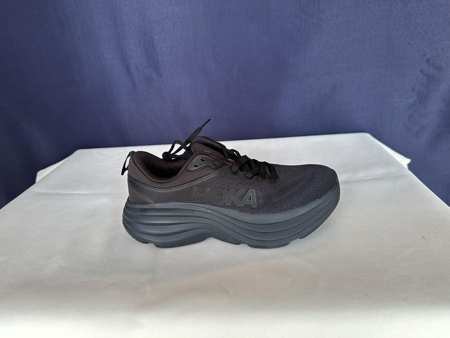 Size 6B - Hoka Women Bondi 8 Black Running Shoes Sneakers