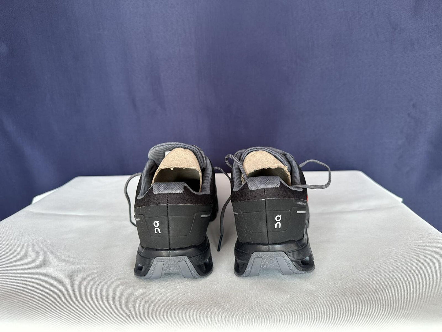 On Running Black Men Size 8