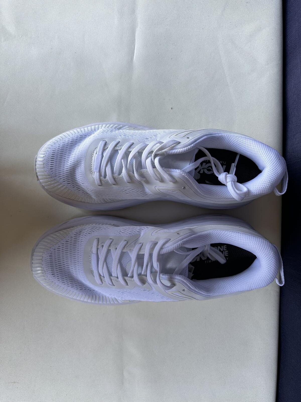 Size 9.5- Hoka Women Bondi 7 White White Trainer Sneakers Shoes