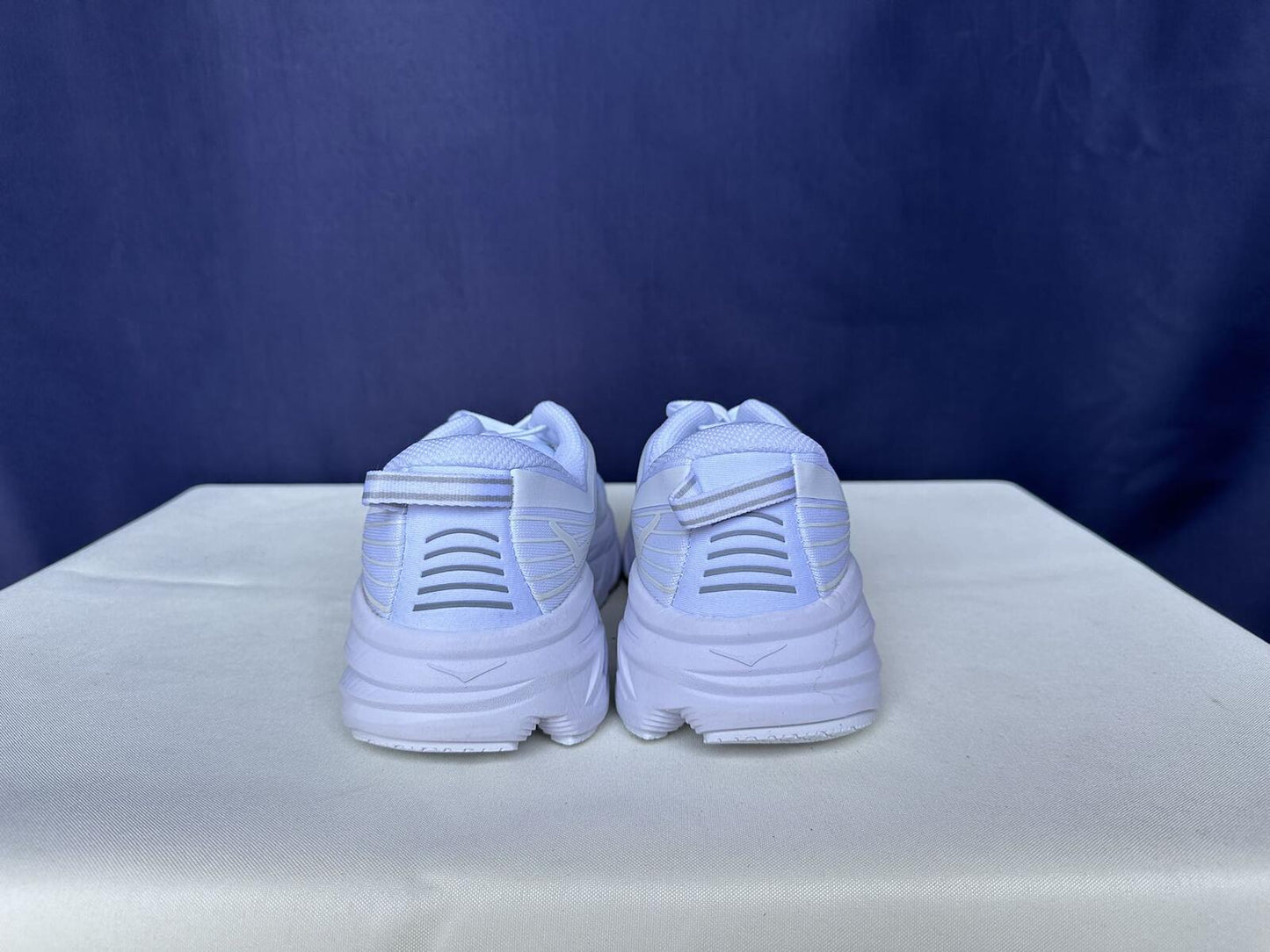 Size 9.5- Hoka Women Bondi 7 White White Trainer Sneakers Shoes