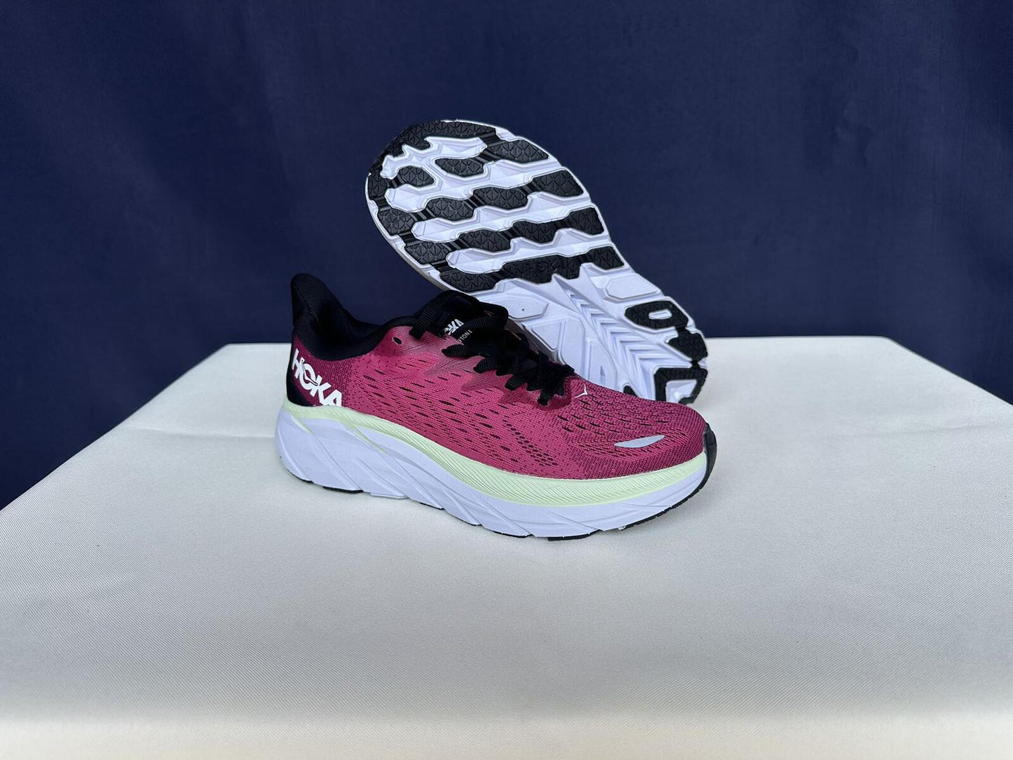 Size 6B- Hoka Women Bondi 8 Ibis Rose Trainer Sneakers Shoes