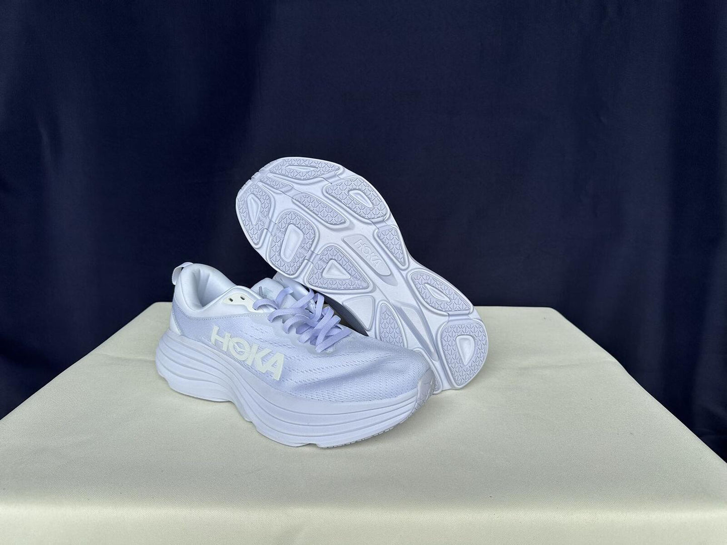 Size 10.5D- Hoka Men Bondi 8 White White Sneakers Shoes