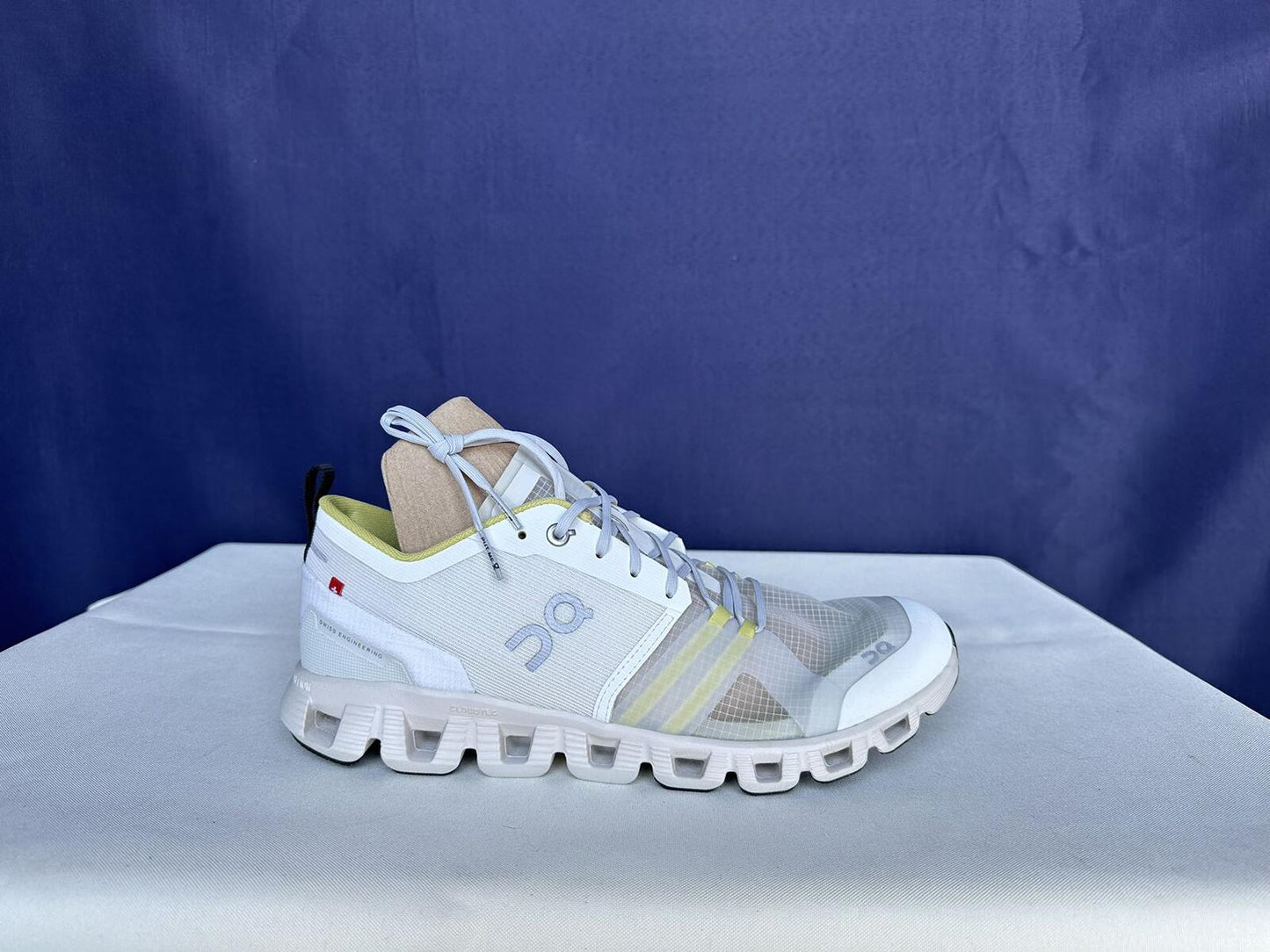 Size 10.5 On Running Cloud X Shift Vapor Acacia Women