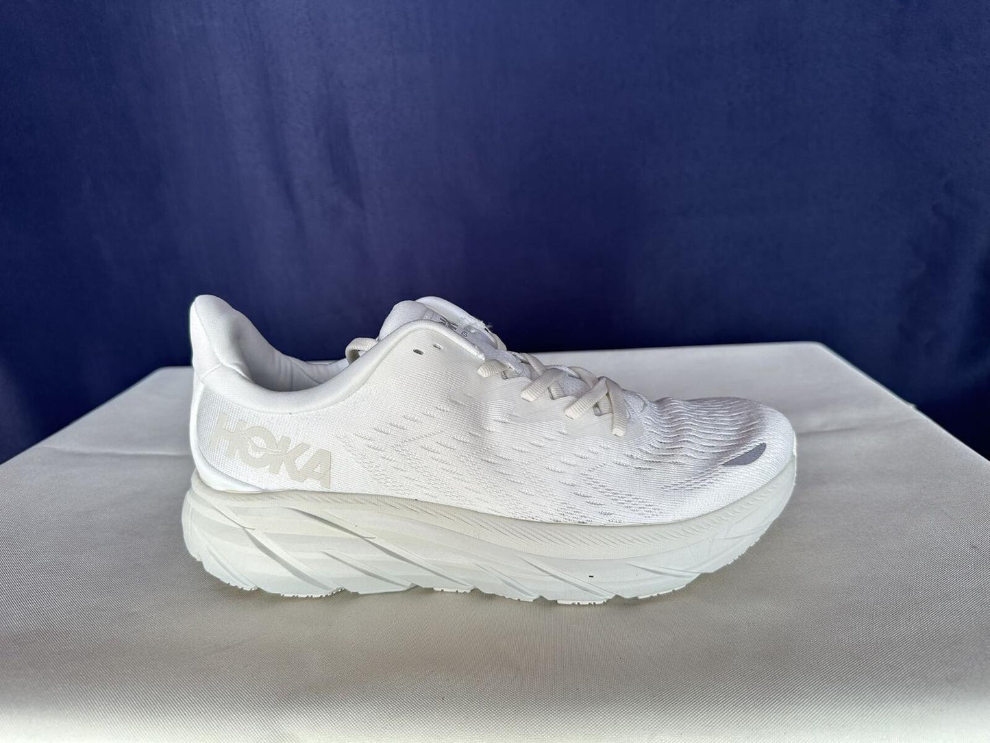 Size 10.5B - Hoka Women Clifton 8 White/White Run Sneakers Shoes