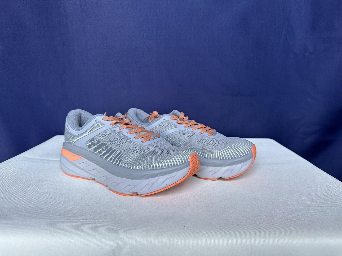 Size 7.5- Hoka Women Bondi 7 Harbor Mist Sharkskin Sneakers