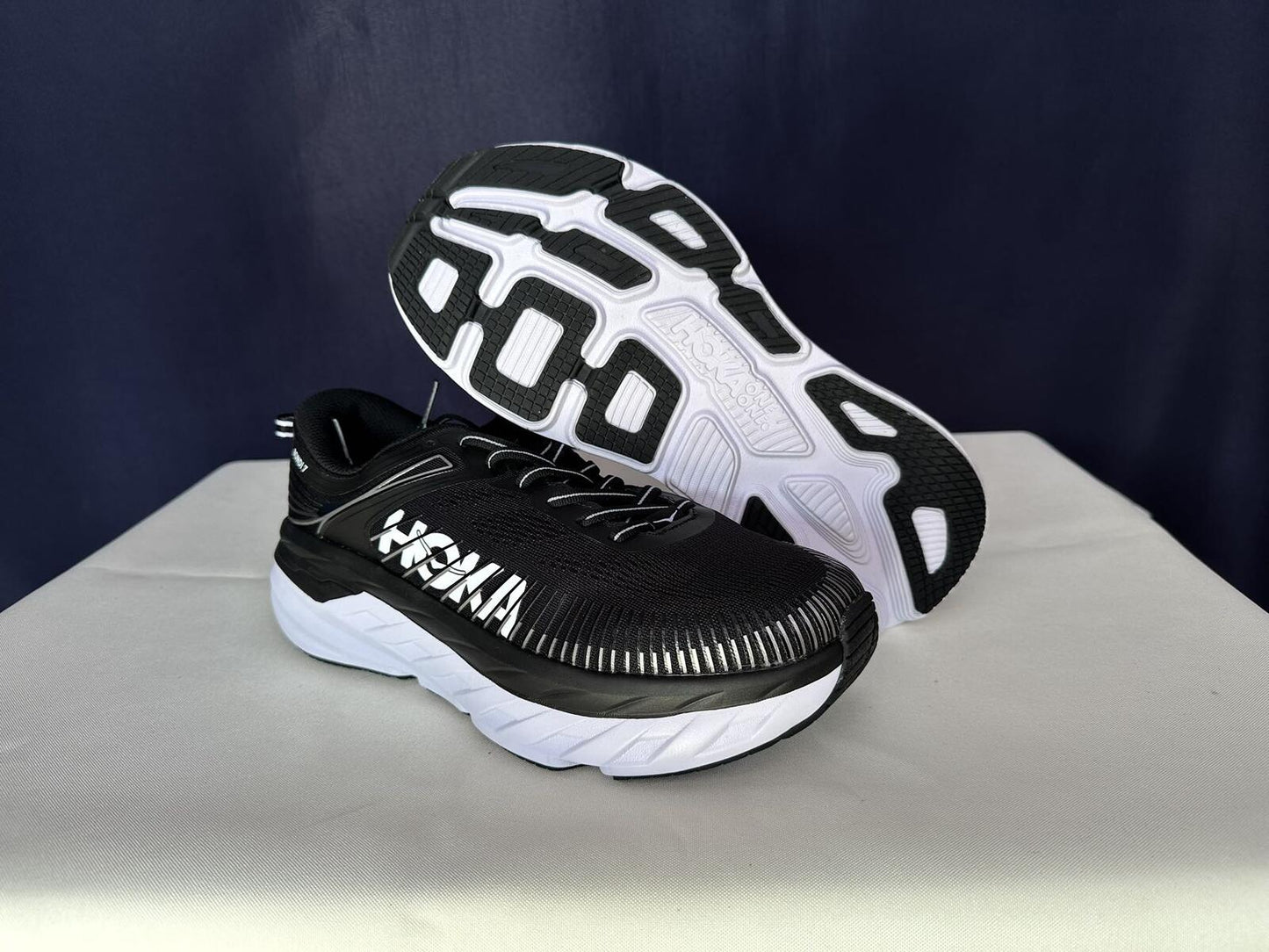 Size 10.5D - Hoka Men Carbon X 2 Blue Flower/Luminary Green