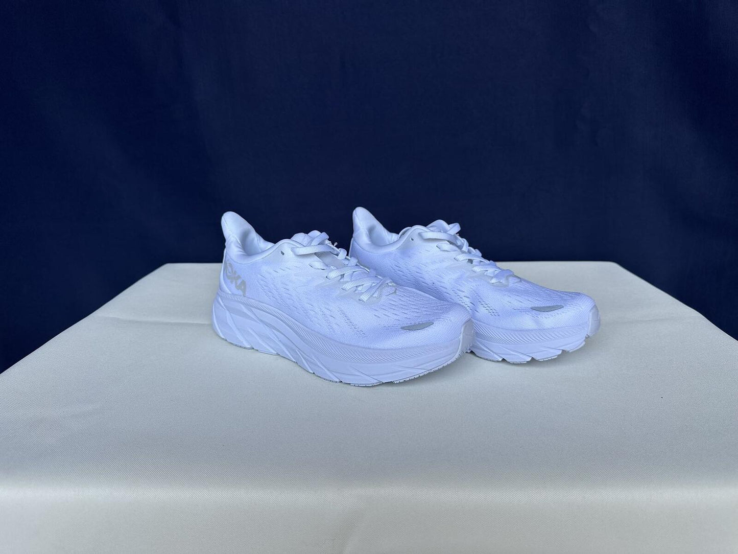 Size 6B- Hoka Women Clifton 8 White/White Run Sneakers Shoes