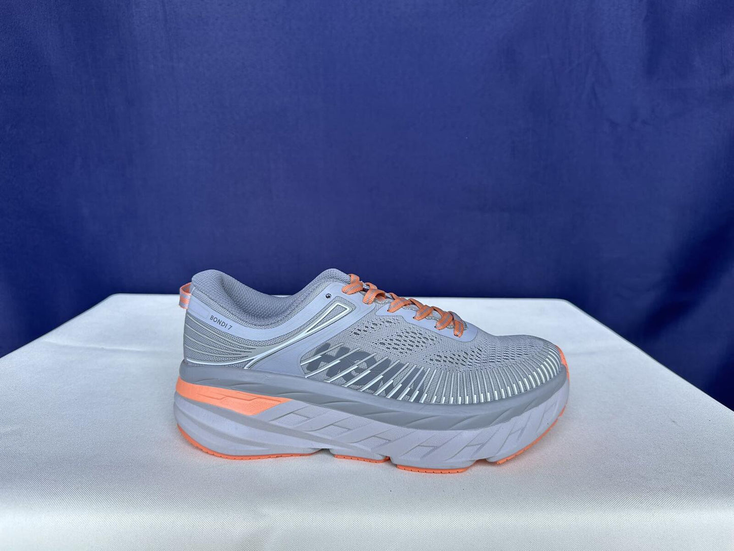 Size 7.5- Hoka Women Bondi 7 Harbor Mist Sharkskin Sneakers