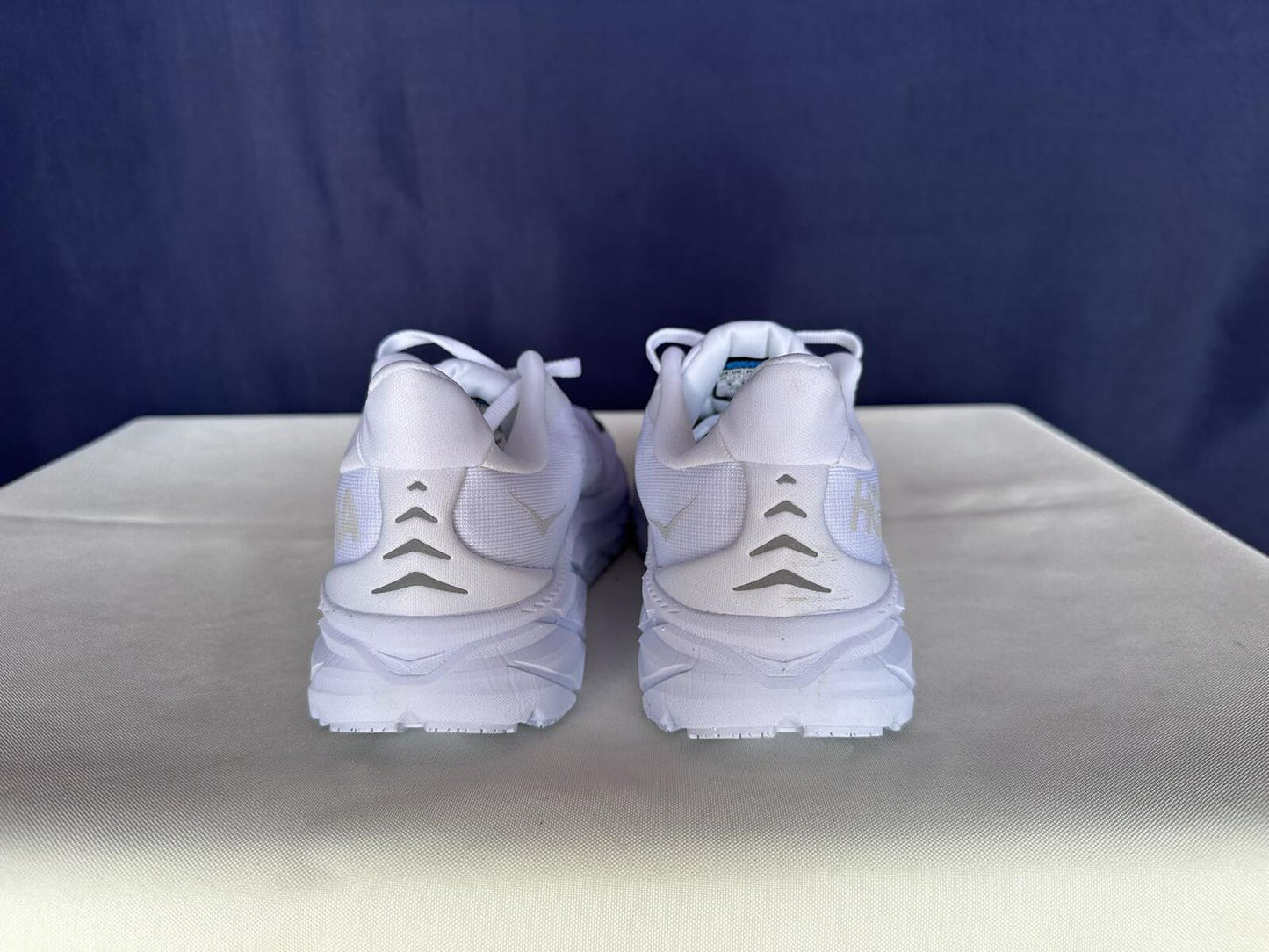 Size 6B - Hoka Women Clifton 8 White/White Run Sneakers Shoes