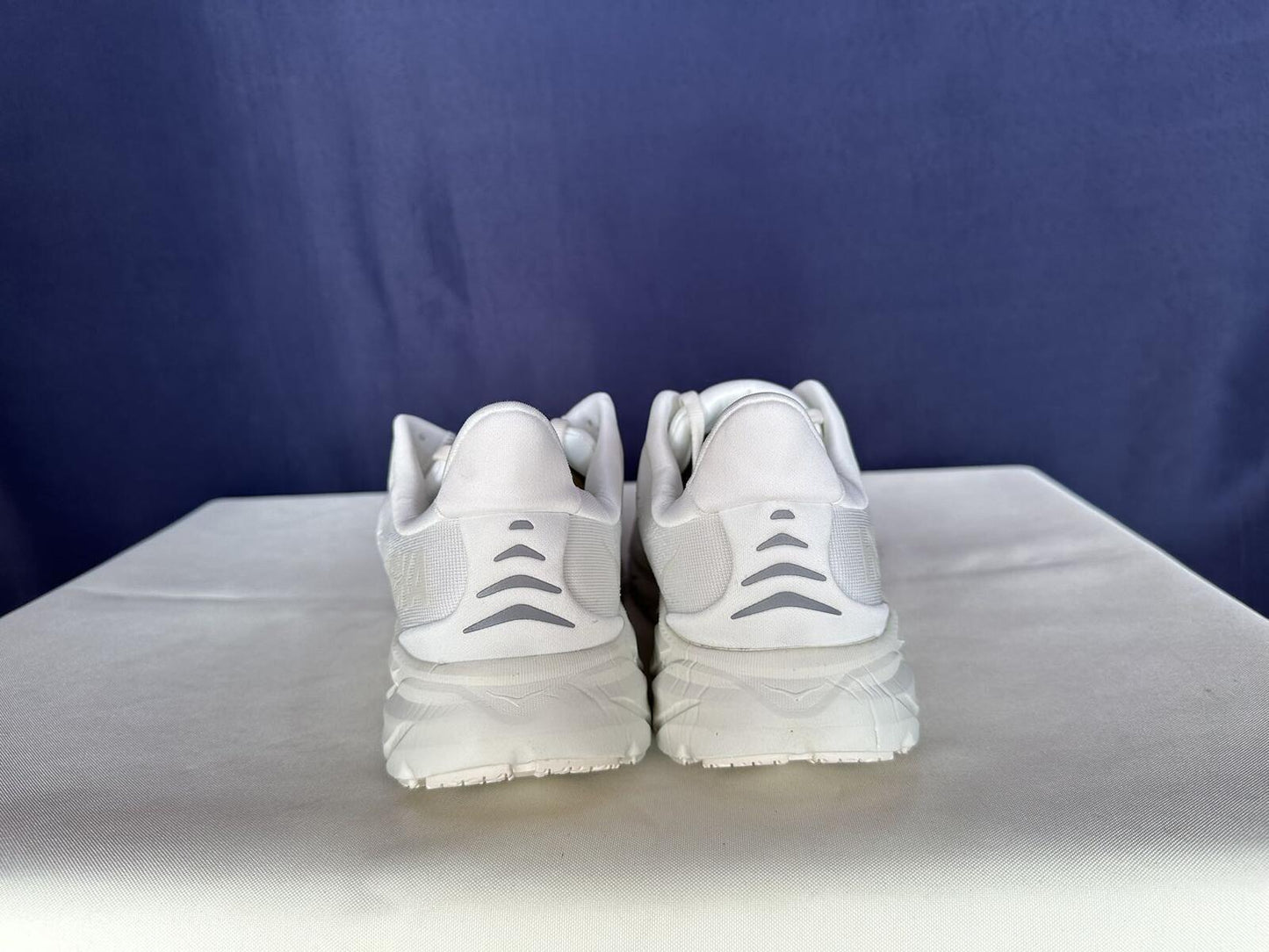 Size 10.5B - Hoka Women Clifton 8 White/White Run Sneakers Shoes