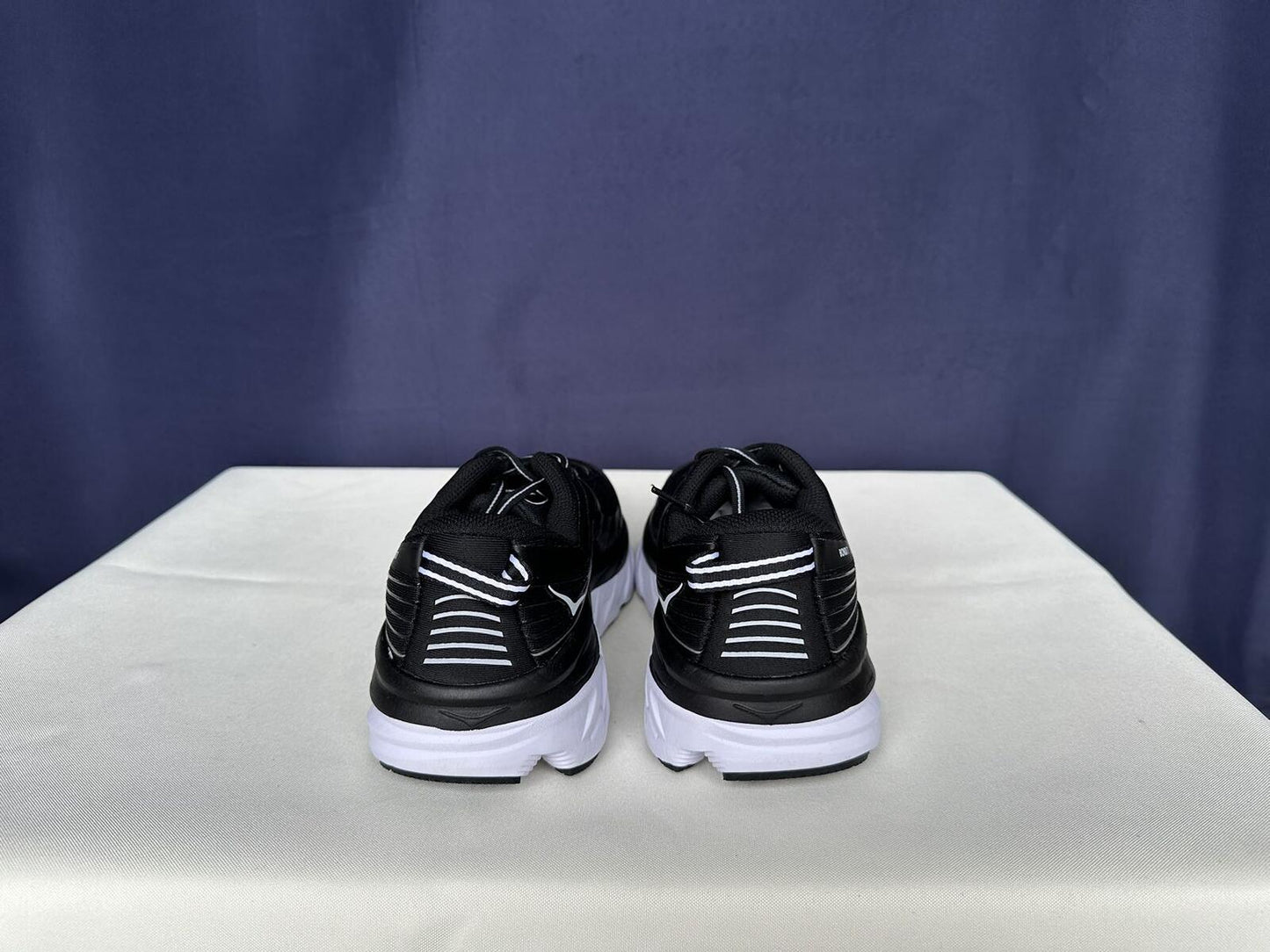 Size 9- Hoka Women Bondi 7 Black White Trainer Shoes Sneakers