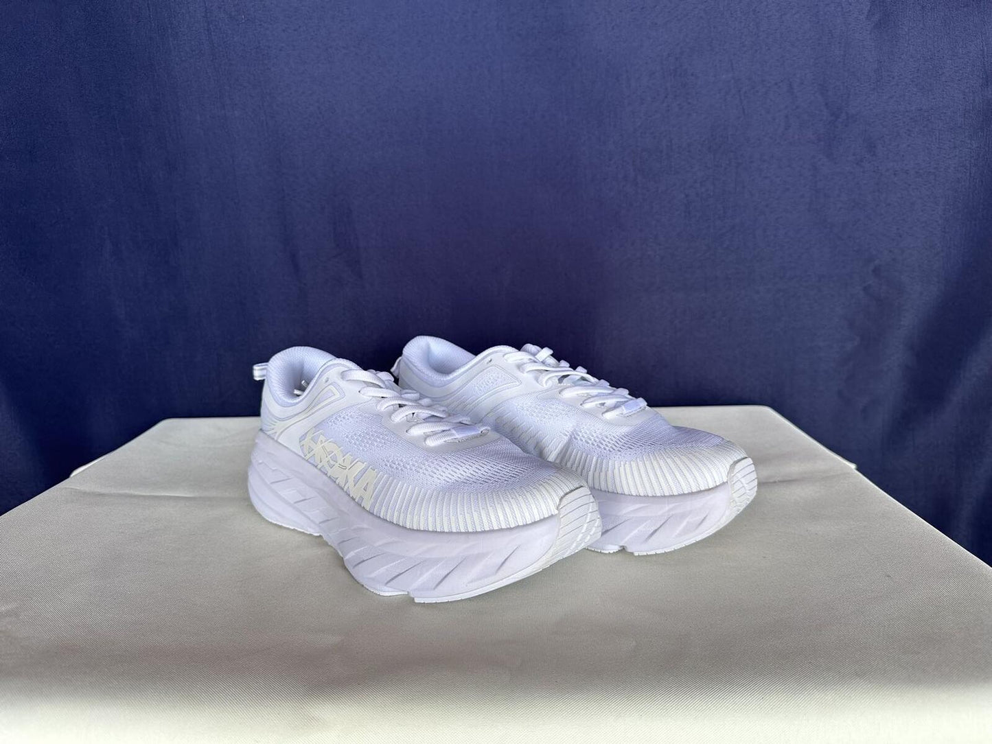 Size 9 - Hoka Women Bondi 7 White White Trainer Sneakers Shoes