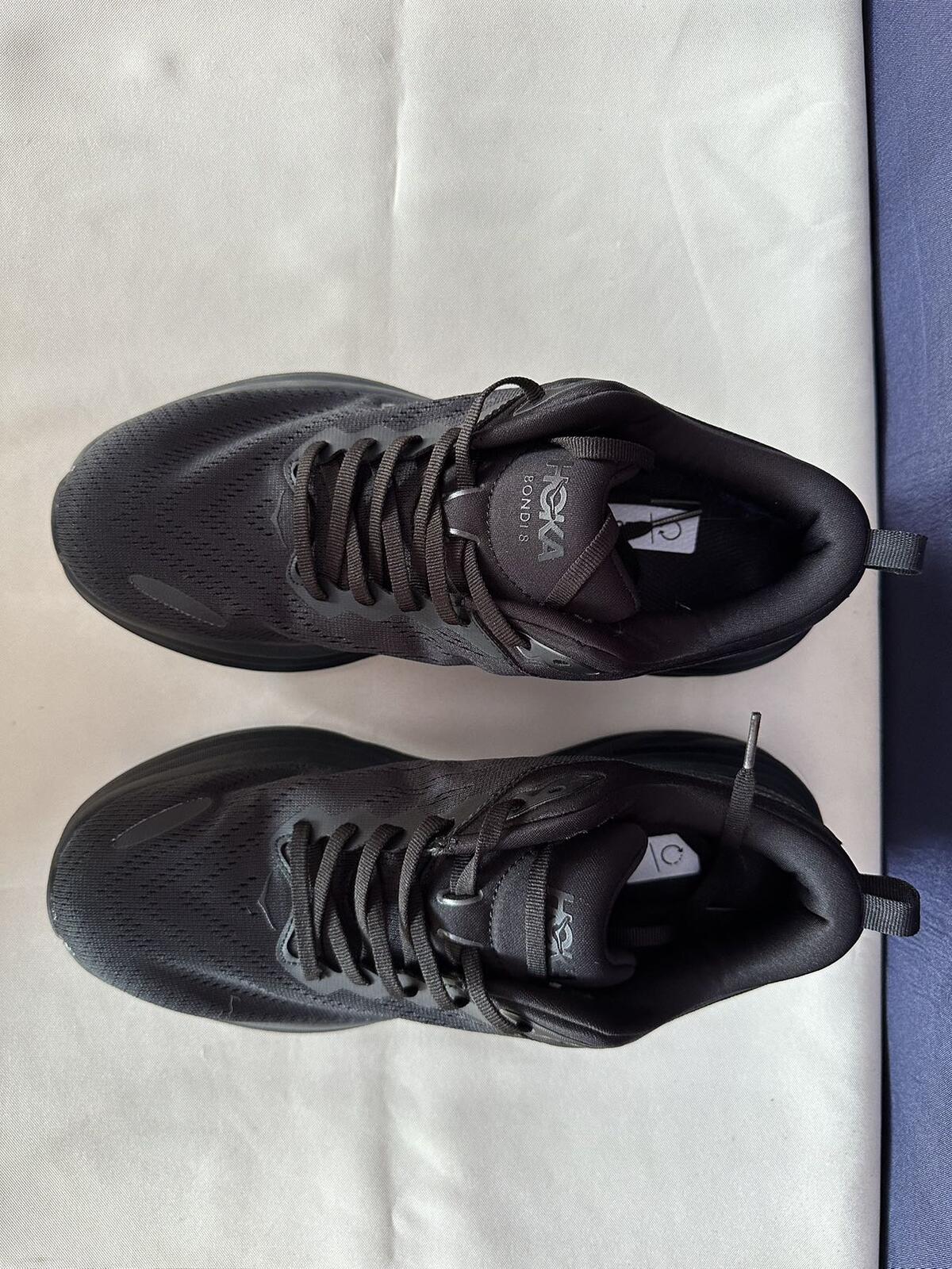 Size 10.5B - Hoka Women Bondi 8 Black Running Shoes Sneakers