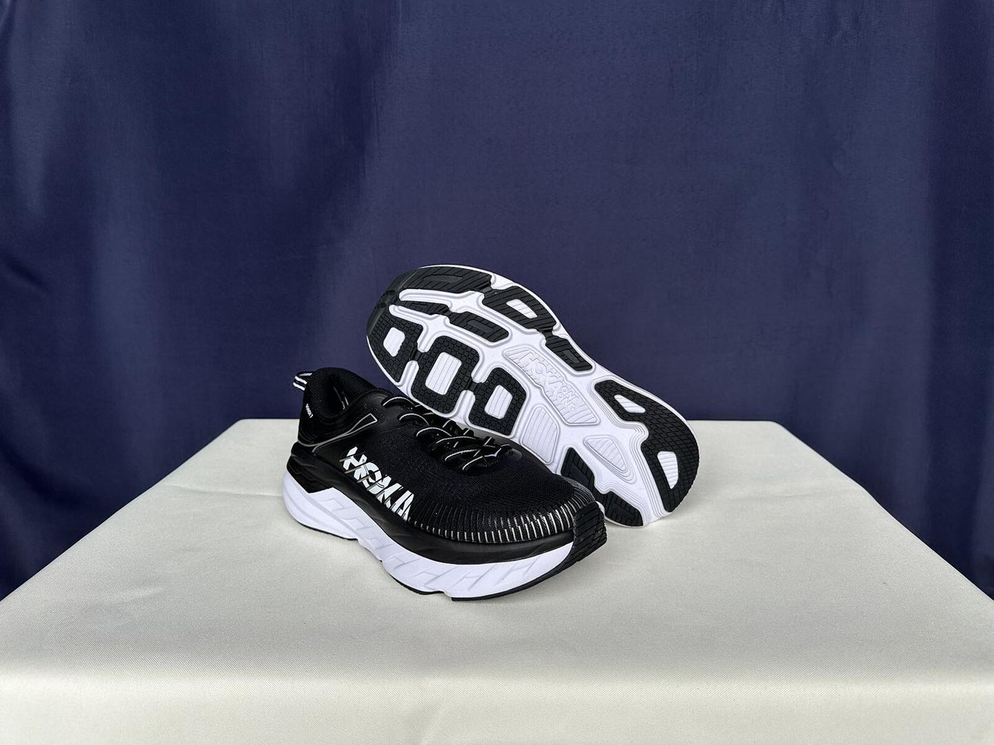 Size 9.5- Hoka Women Bondi 7 Black White Trainer Shoes Sneakers