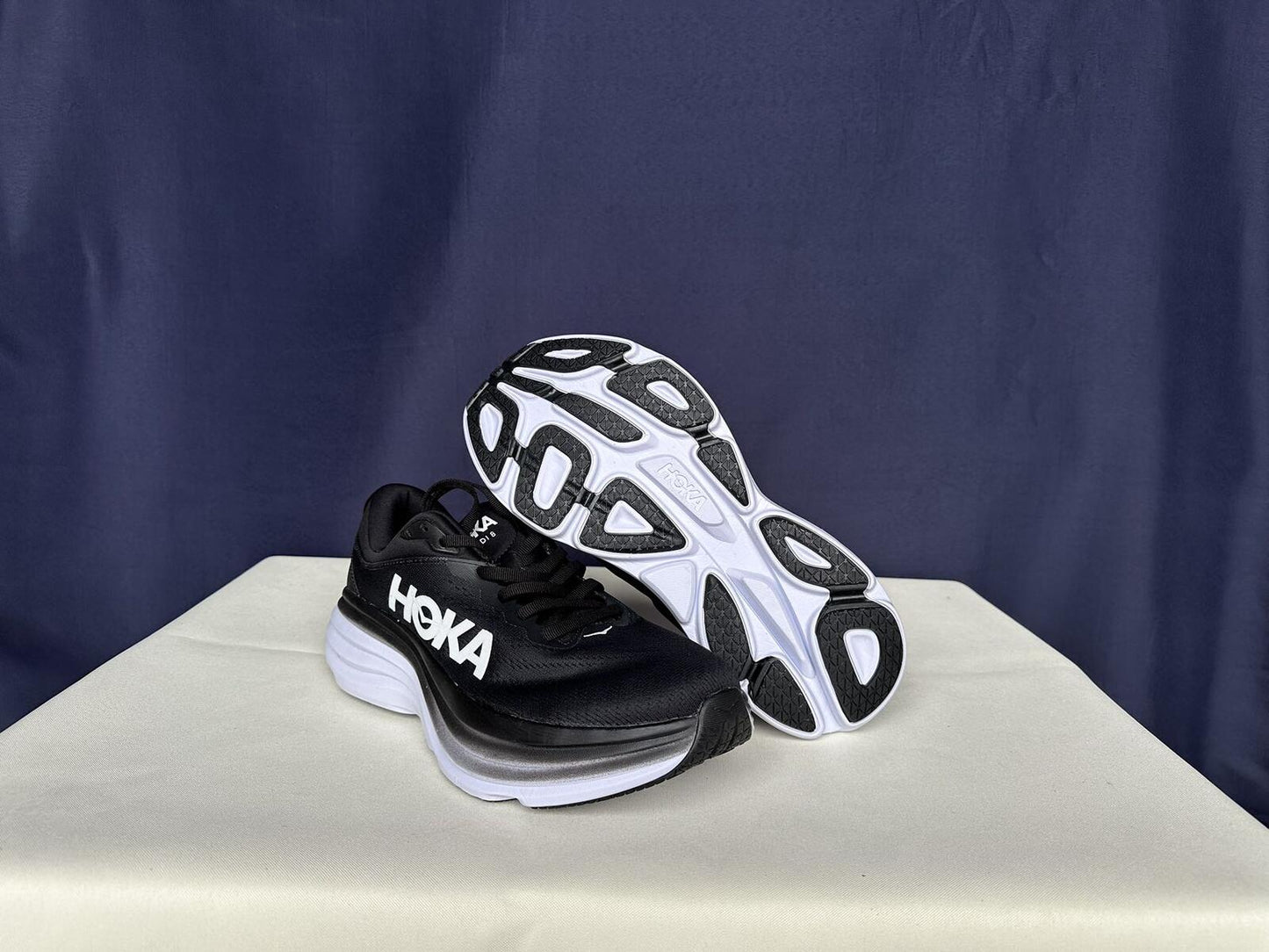 Size 9.5D- Hoka Women Bondi 8 Black/White Mens Sneakers Shoes