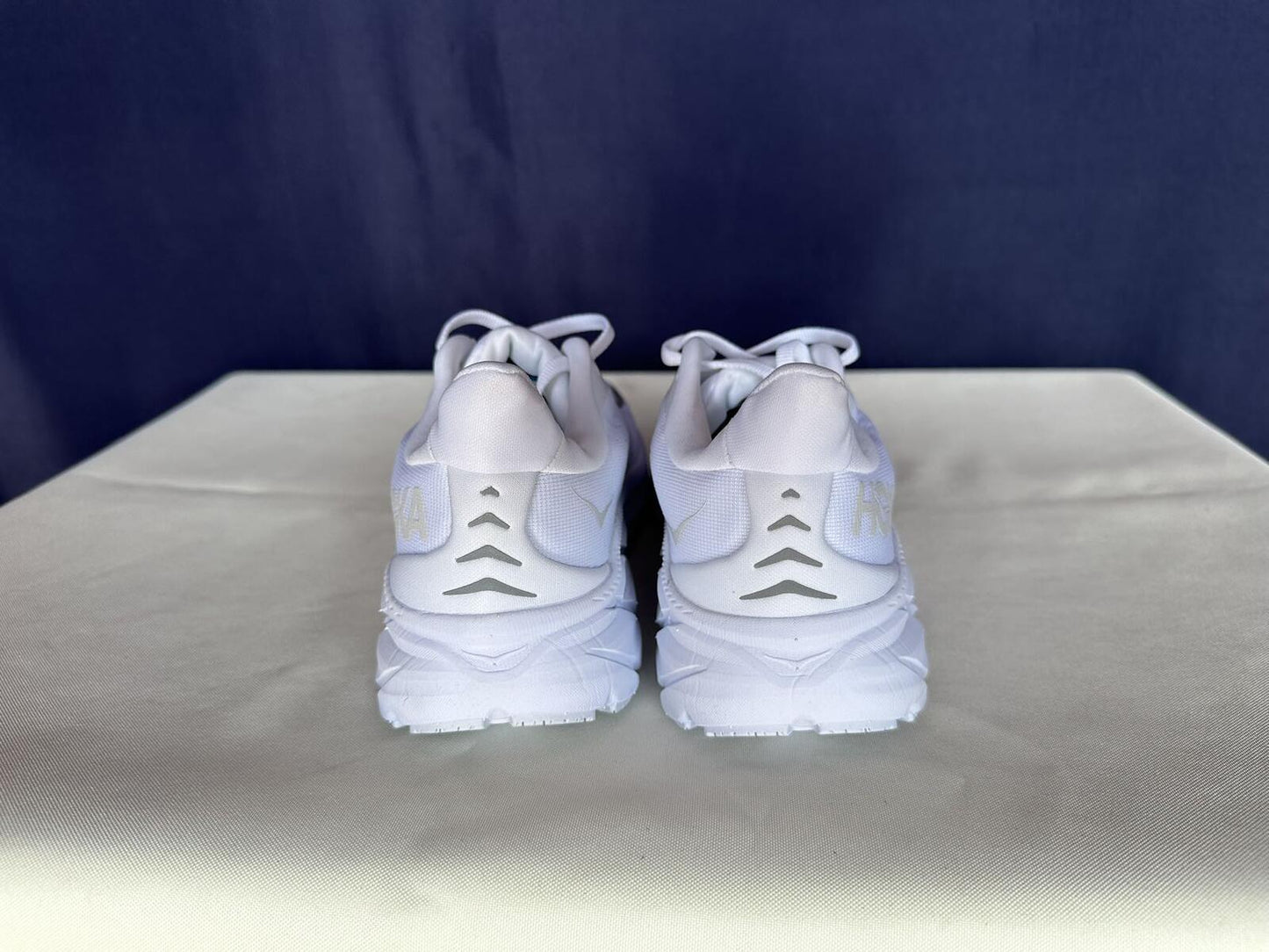 Size 6B - Hoka Women Clifton 8 White/White Run Sneakers Shoes