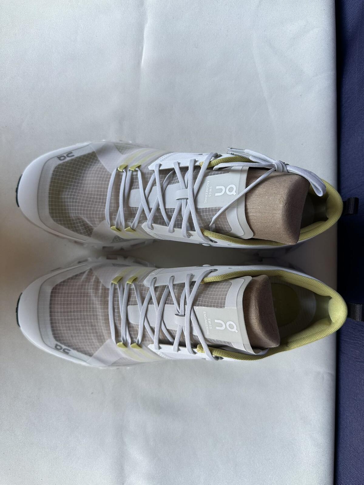 Size 10.5 On Running Cloud X Shift Vapor Acacia Women