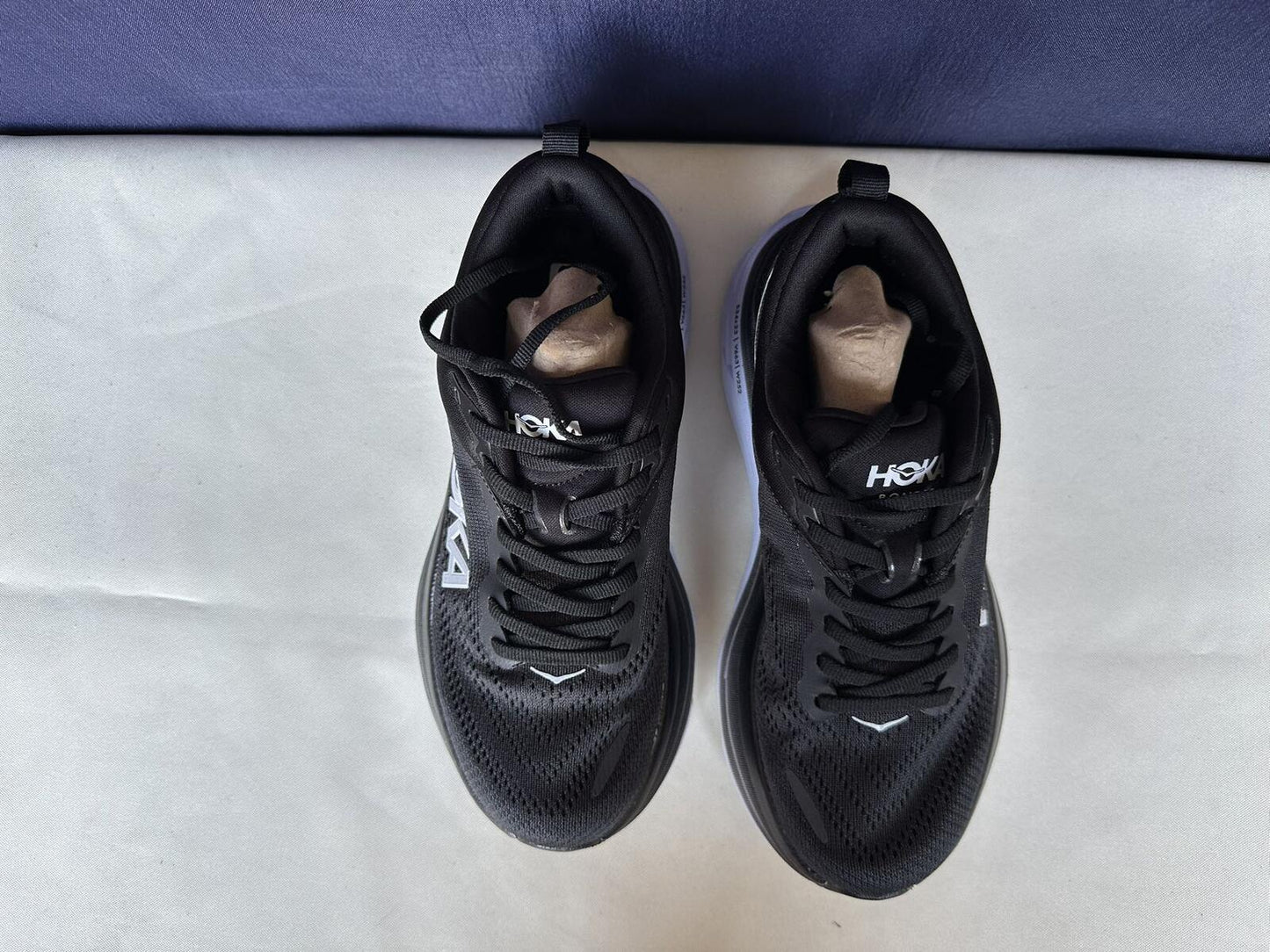 Size 7.5B- Hoka Women Bondi 8 Black White Sneakers Shoes