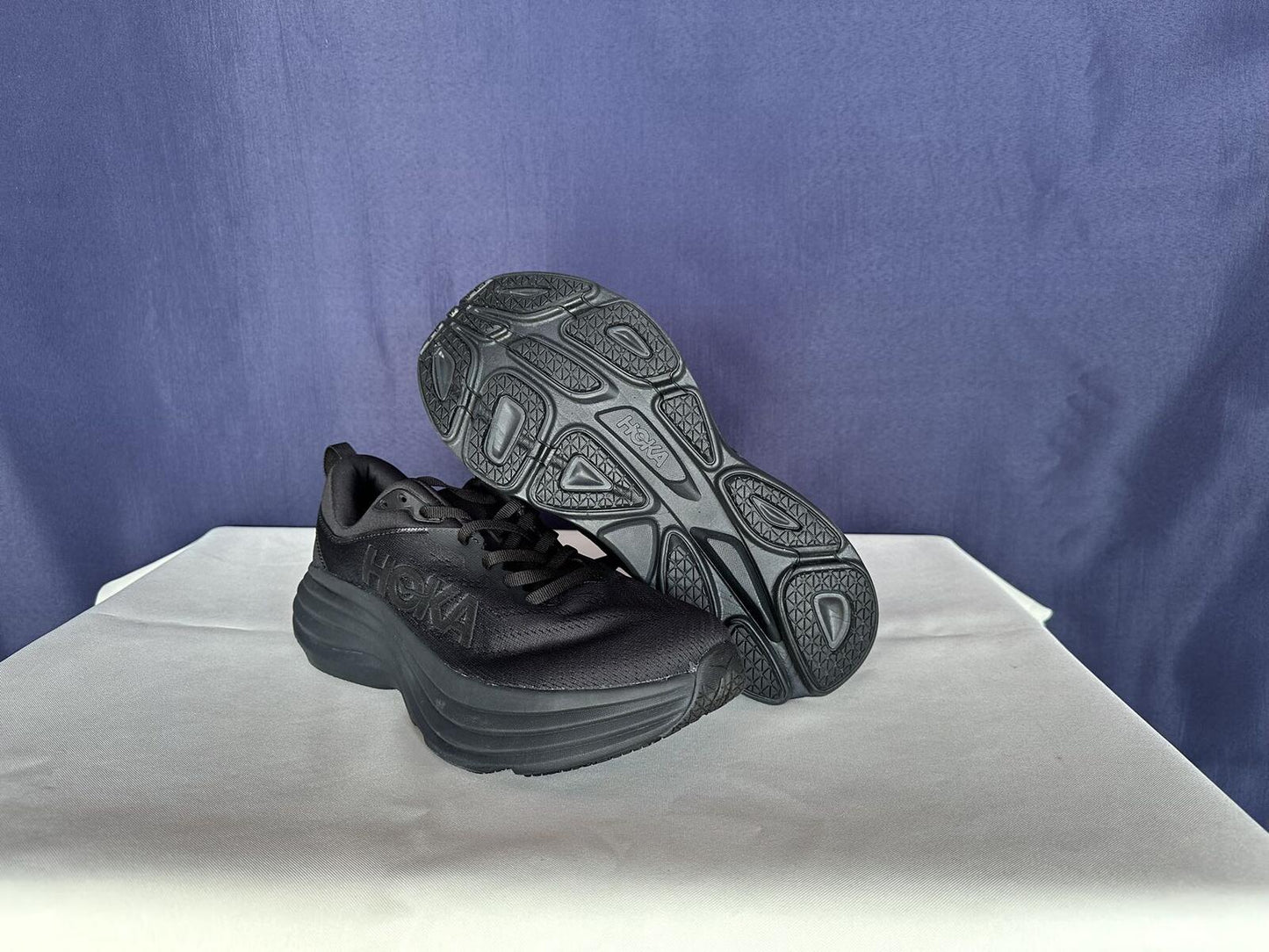 Size 10.5B - Hoka Women Bondi 8 Black Running Shoes Sneakers