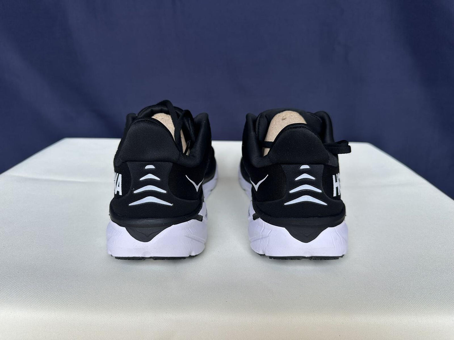 Size 10B- Hoka Women Clifton 8 Black White Run Sneakers Shoes