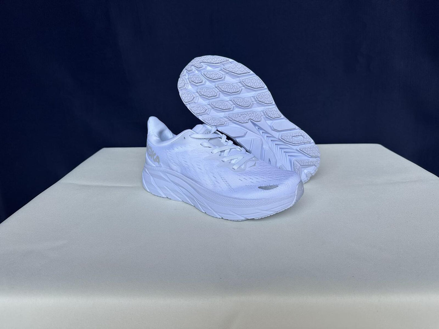 Size 6B- Hoka Women Clifton 8 White/White Run Sneakers Shoes