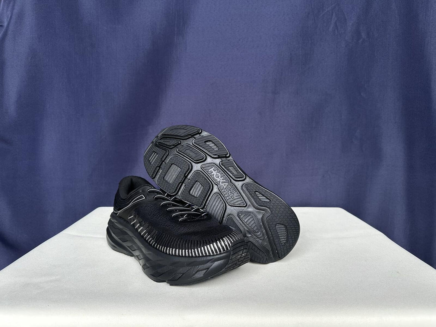 Size 10 - Hoka Women Bondi 7 Black Black Running Shoes Sneakers